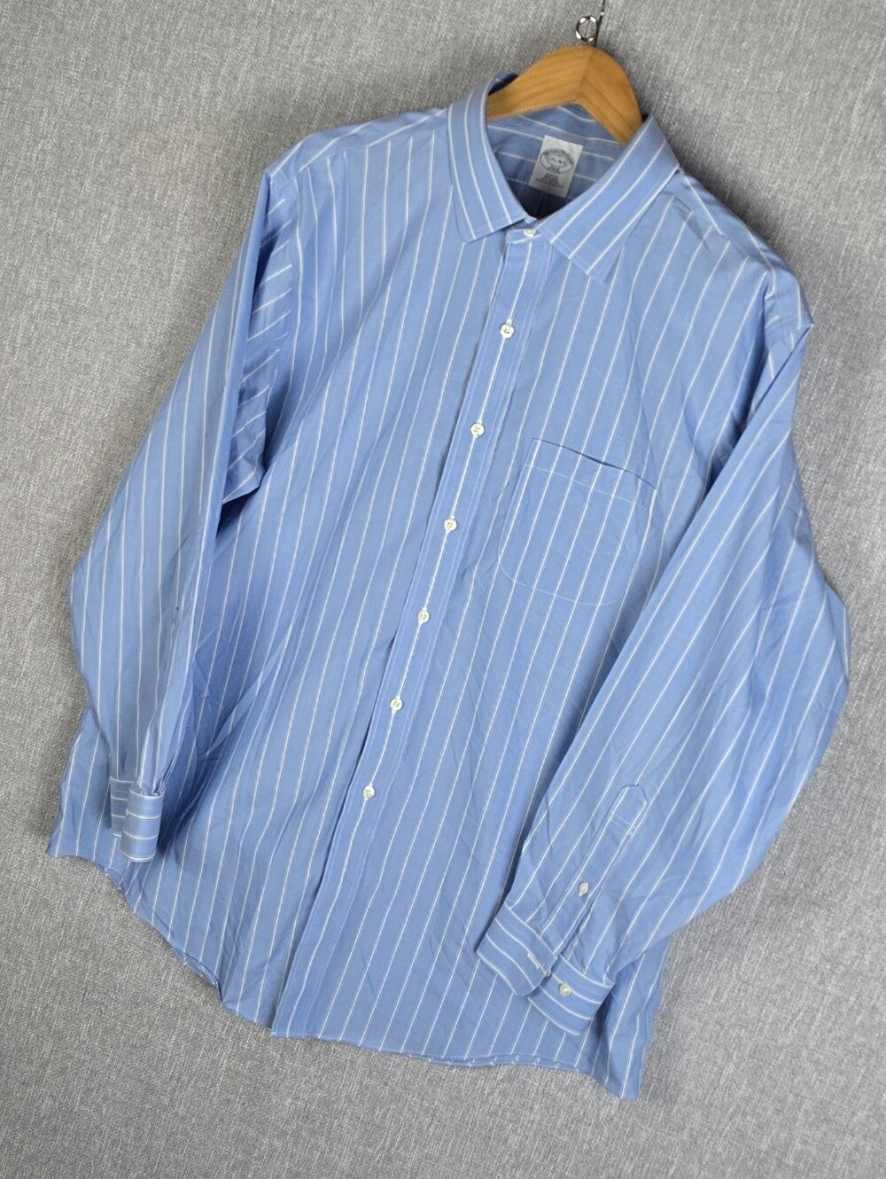Brooks Brothers Button Front Slim Fot Dress Shirt Blue/white Mens 17 1/2 - 4/5